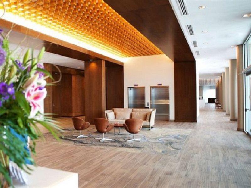 Grey Eagle Resort YYC Dış mekan fotoğraf