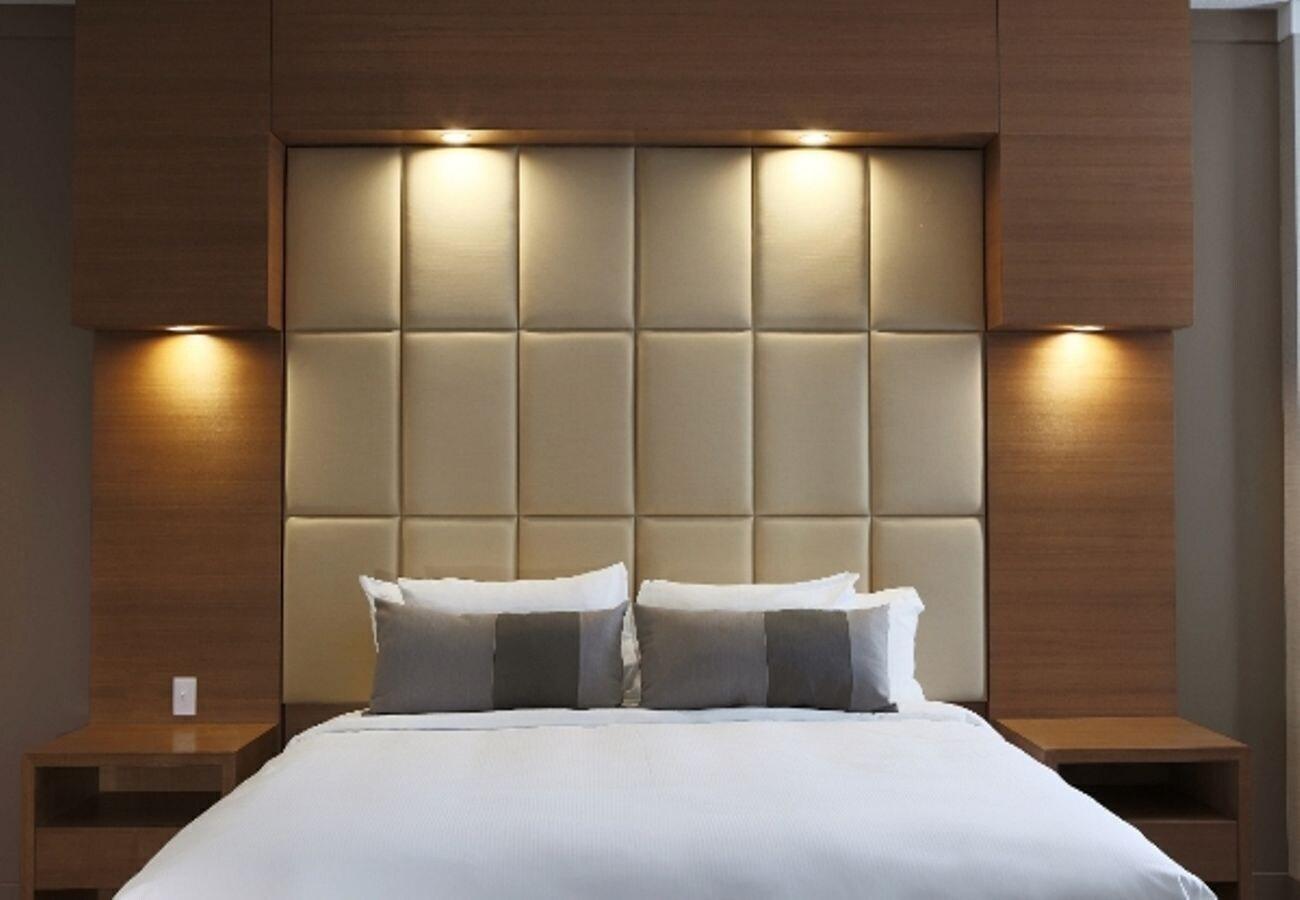 Grey Eagle Resort YYC Dış mekan fotoğraf