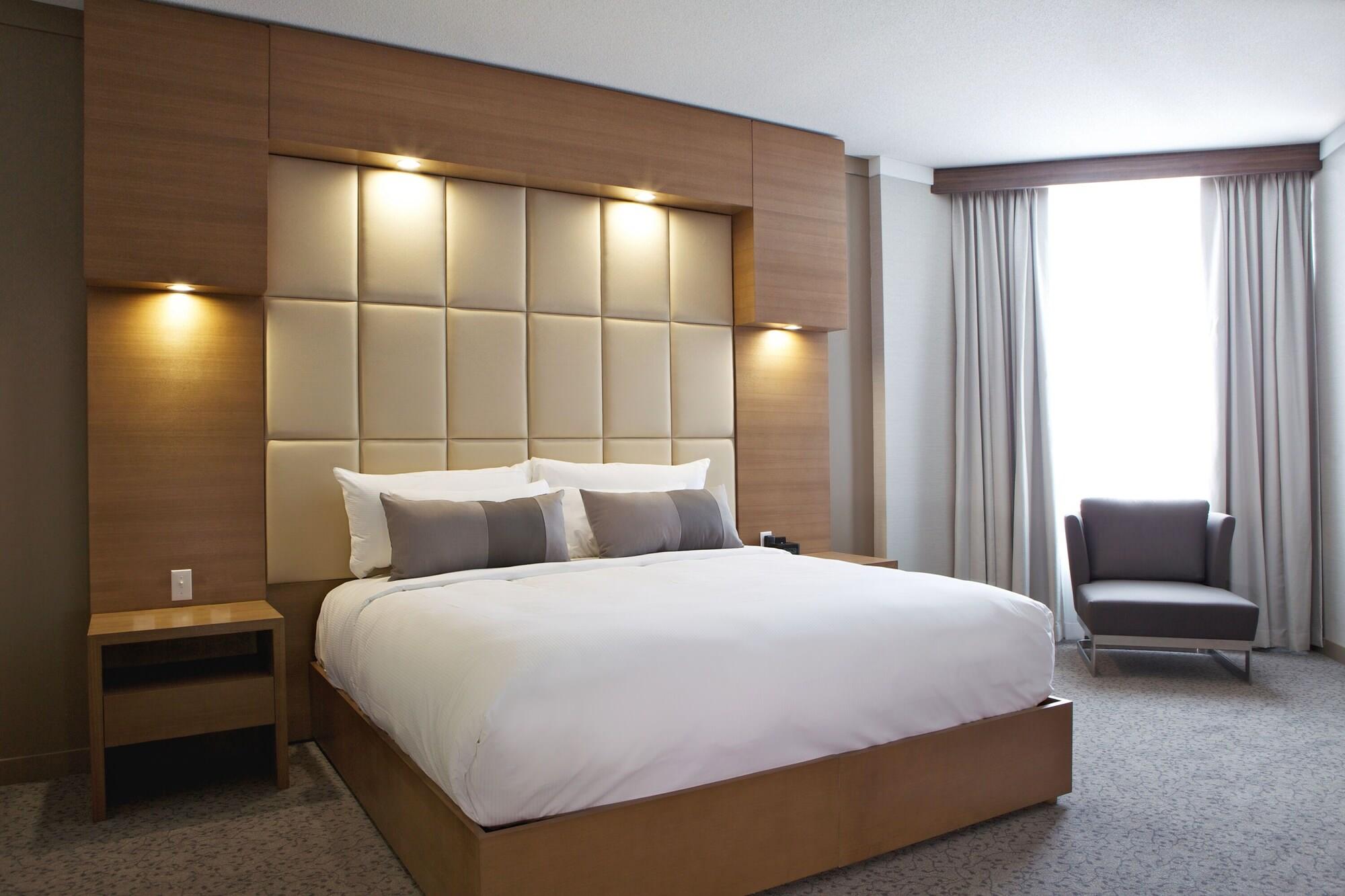 Grey Eagle Resort YYC Dış mekan fotoğraf
